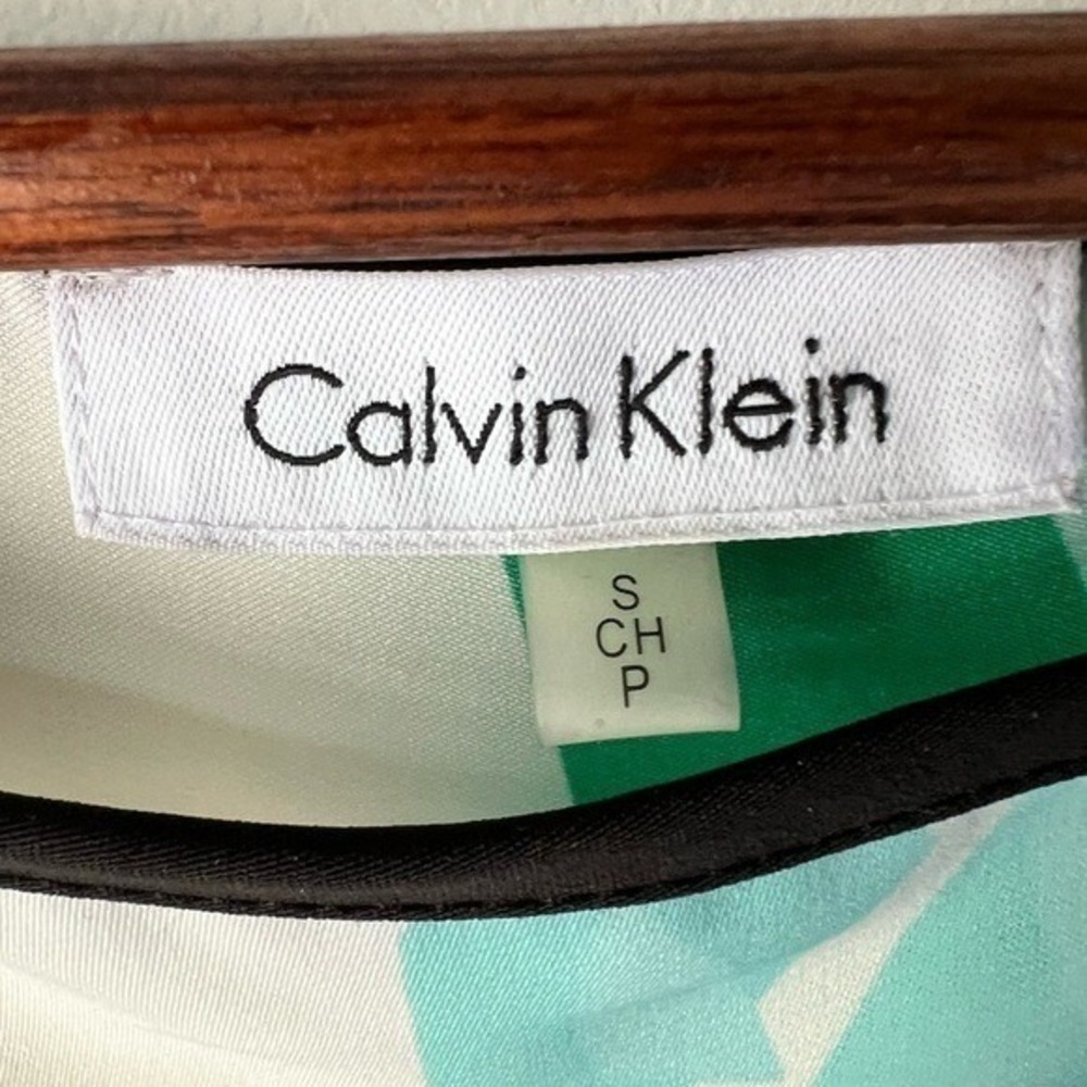 Calvin Klein Womens Blue Green Abstract Geometric Cold Shoulder Blouse Small - Picture 2 of 9